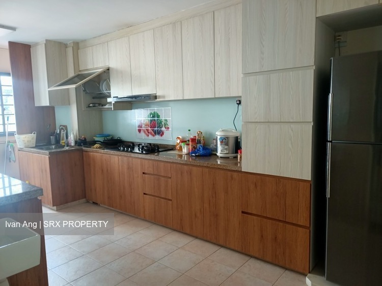 Blk 156 Hougang Street 11 (Hougang), HDB 5 Rooms #565150721